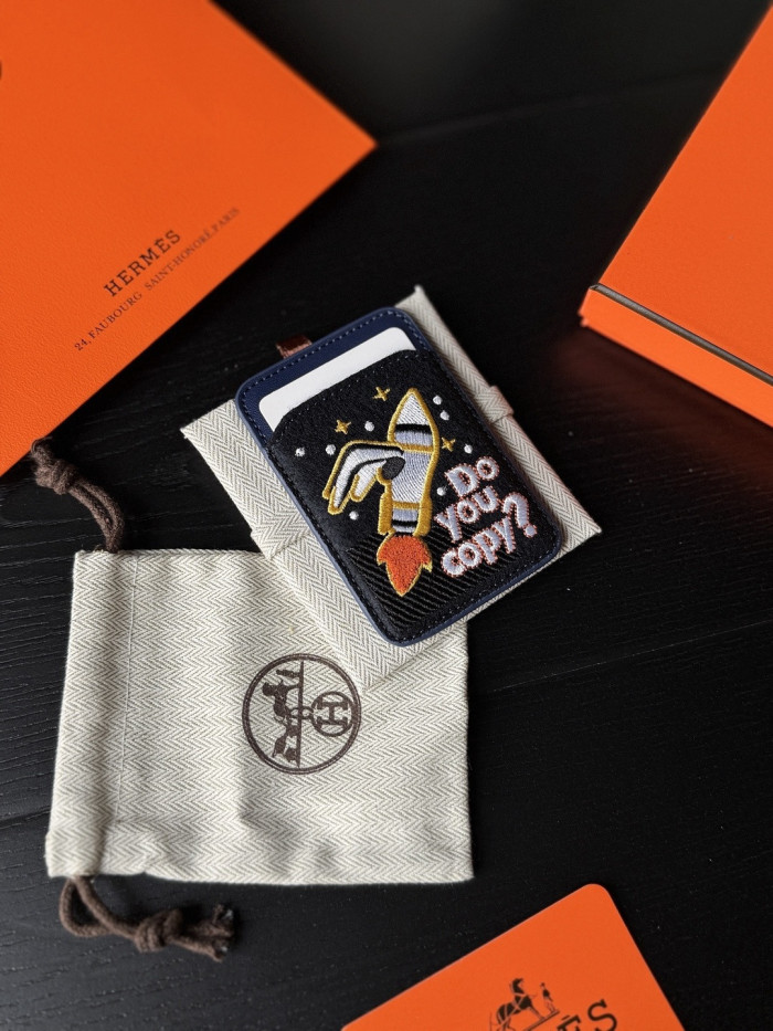NIGO Hermès Allo MagSafe Card holder #nigo375742