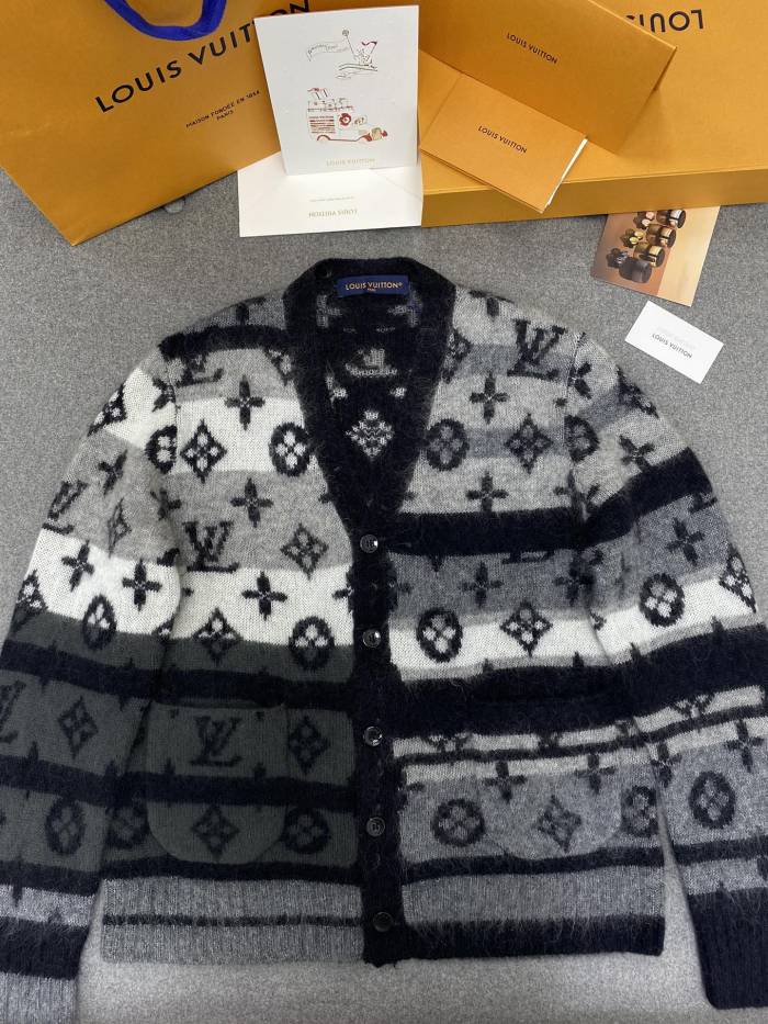 NIGO Louis Vuitton Men's Fall And Winter Black And White Jacquard Long Wool Sweater Cardigan#nigo286539
