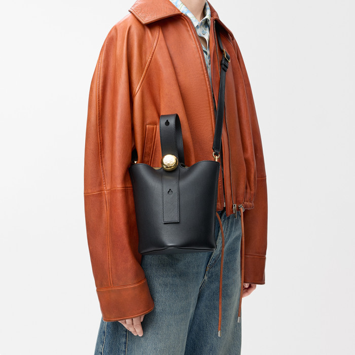 NIGO Loewe Mini Pebble Bucke #nigo376317