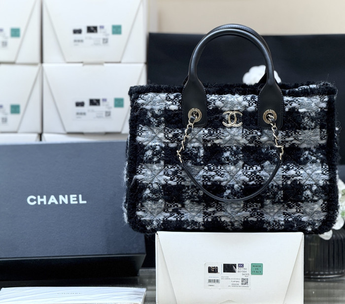 NIGO Chanel Small Tote Tweed Shearling Lambskin #nigo376286