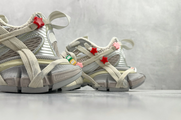 NIGO Balenciaga Women's 3xl Extreme Lace Sneaker in Eggshell Multicolor #nigo376551