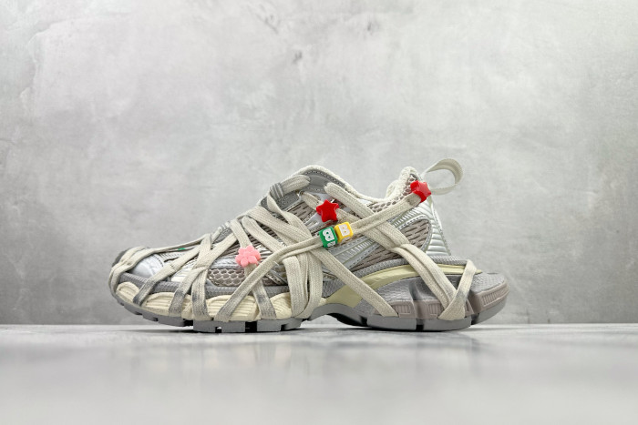 NIGO Balenciaga Women's 3xl Extreme Lace Sneaker in Eggshell Multicolor #nigo376551