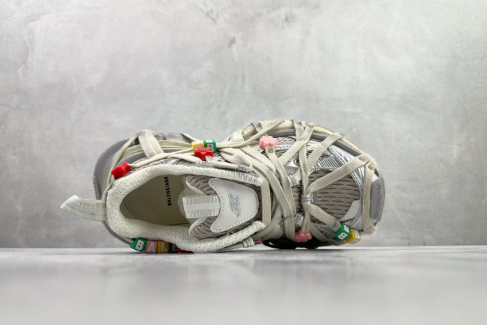 NIGO Balenciaga Women's 3xl Extreme Lace Sneaker in Eggshell Multicolor #nigo376551