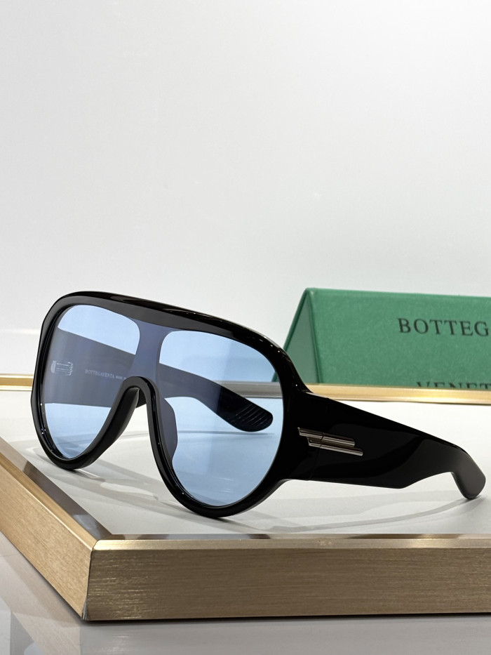 NIGO Bottega Veneta  Oversized Mask Sunglasses in Havana #nigo376948