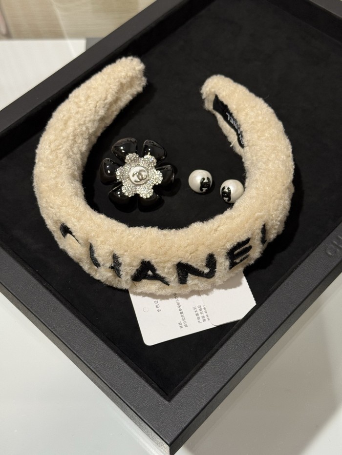NIGO Chanel White Plush Black Woven Wire Letter Headband Hairpin #nigo377070