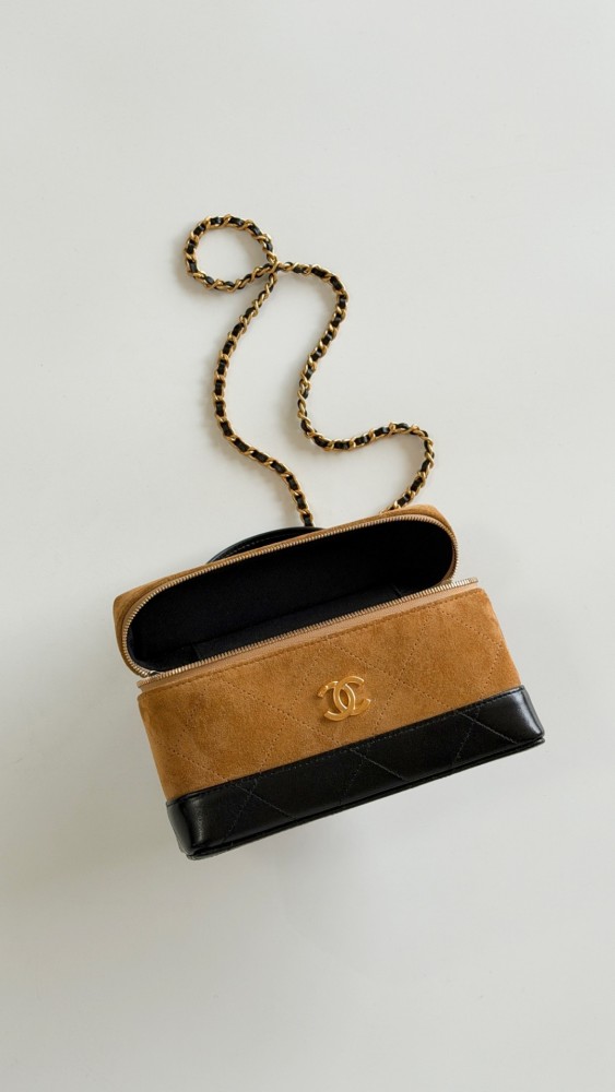 NIGO Chanel Suede Calfskin Colorblock Bag #nigo377243
