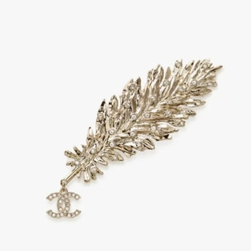 NIGO Chanel CC Pendant Feather Brooch #nigo377289
