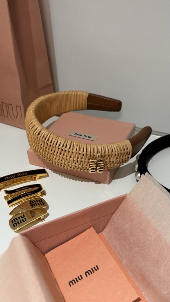 NIGO MIUMIU Rattan and Brown Leather Headband With Gold Letters #nigo377285