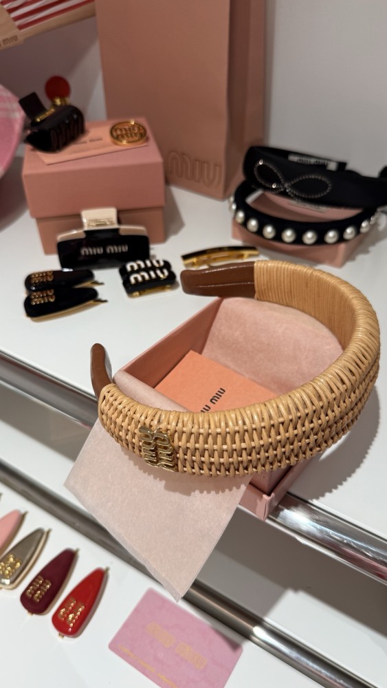NIGO MIUMIU Rattan and Brown Leather Headband With Gold Letters #nigo377285