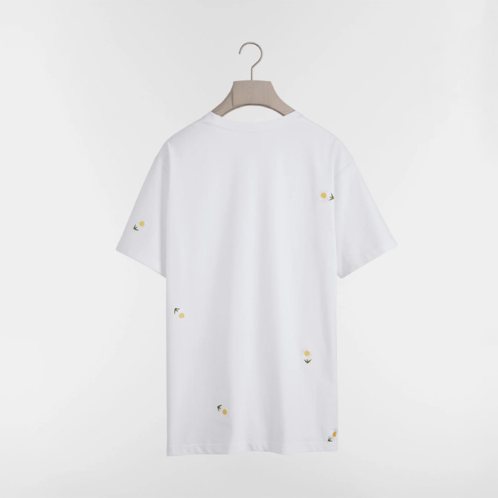 NIGO DIOR T-Shirt with Daisy Embroidery, Relaxed Fit White Cotton Jersey #nigo377734