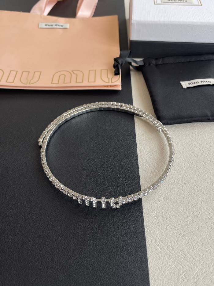 NIGO MiuMiu Stainless Steel Color Crystal Color Imitation Crystal Necklace #nigo377774
