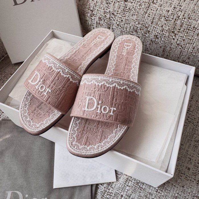 NIGO Dior Dentelle Slide Sky Blue Dior Oblique Embroidered Cotton and White Lace #nigo377809