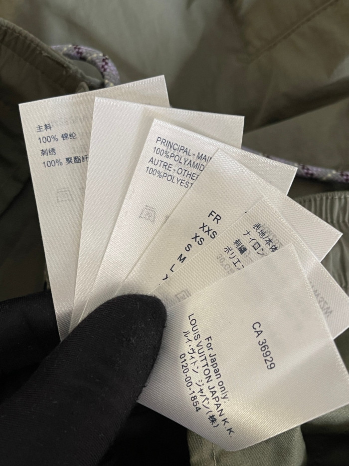 LOUIS VUITTON Technical Cargo Pants #377997
