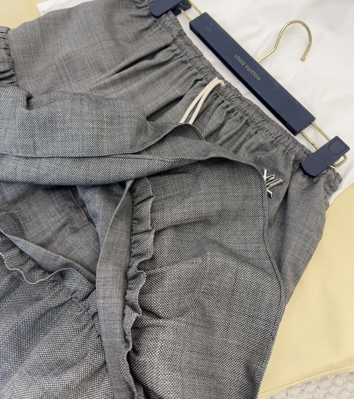 NIGO LOUIS VUITTON Ruffle Hem Skirt #nigo378187