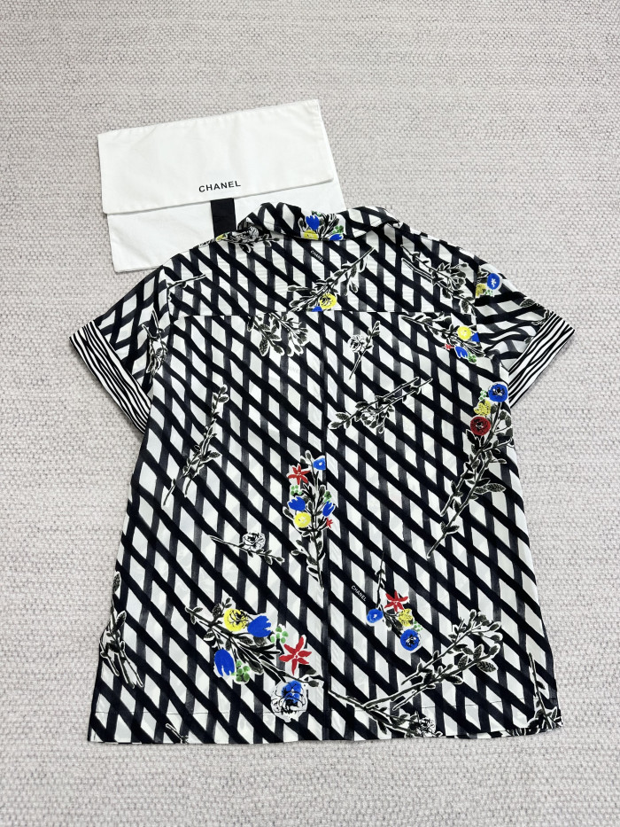 NIGO CHANEL Short-sleeved Shorts blouse Printed  #nigo378177