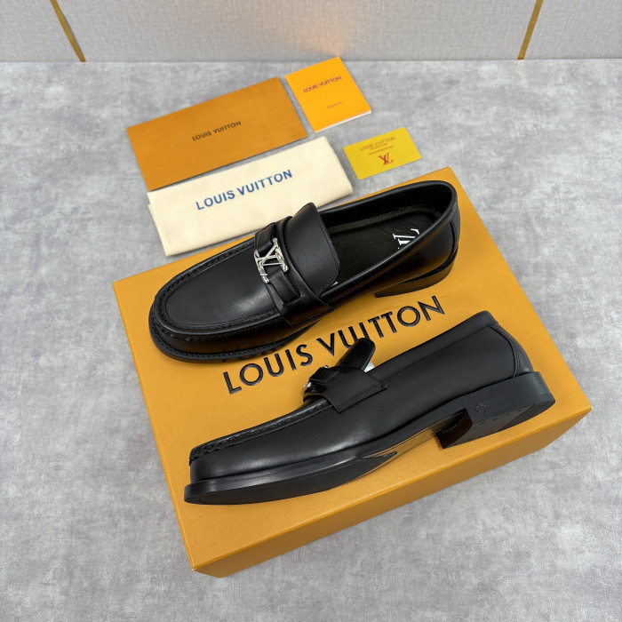  Louis Vuitton Major Casual Shoes #378273