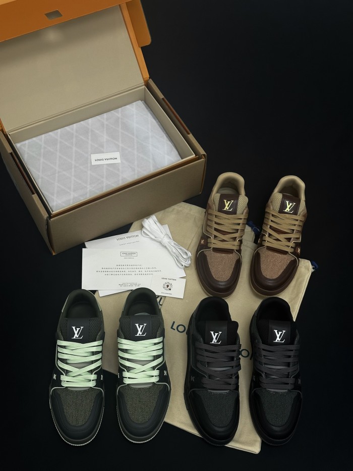 LOUIS VUITTON LV Trainer Sneaker Shoes #378550