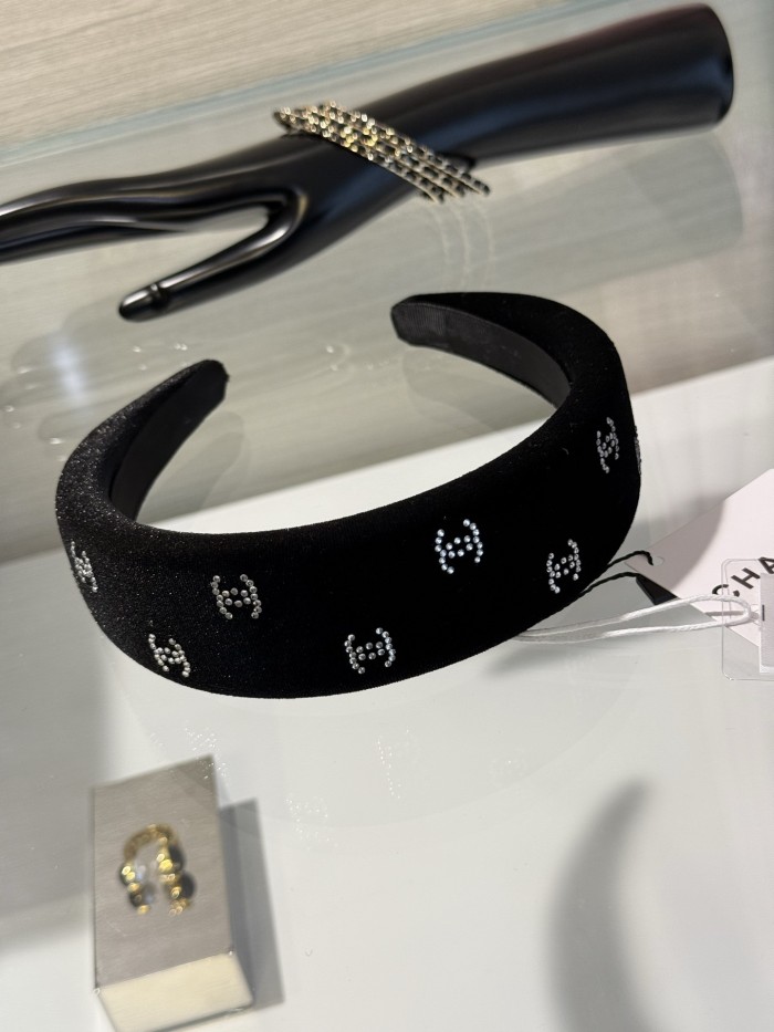 CHANEL Headband Velvet Strass Black Crystal #378557