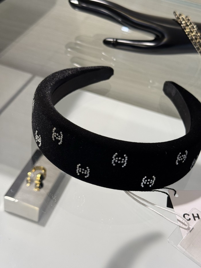 CHANEL Headband Velvet Strass Black Crystal #378557