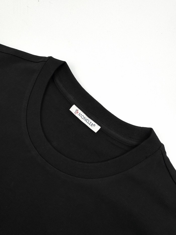Moncler Navy Blue Embroidered Tricolor Logo Cotton T-Shirt Polos T-shirts #378700