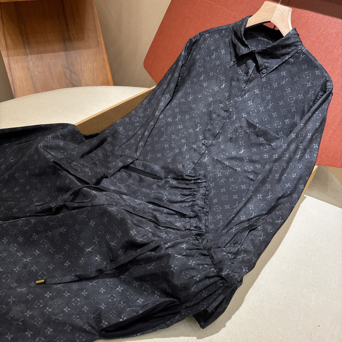 Louis Vuitton Monogram Printed Silk Suit #378725