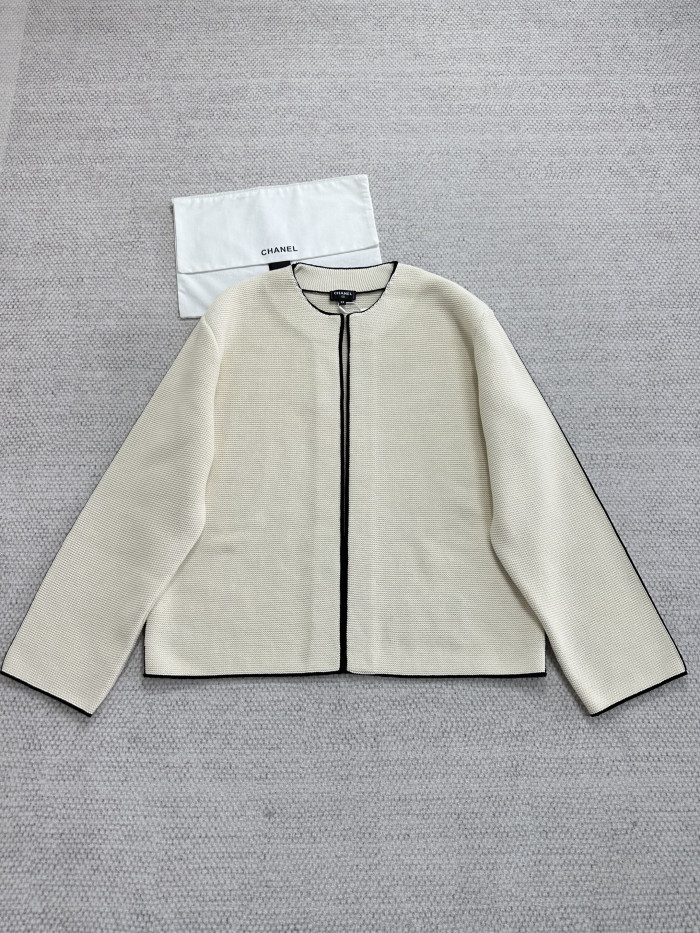 CHanel Top-quality Version Jacket Cotton Ecru Black #378804