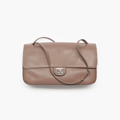 Chanel Maxi Flapbag Grained Calfskin Silver Metal #378922