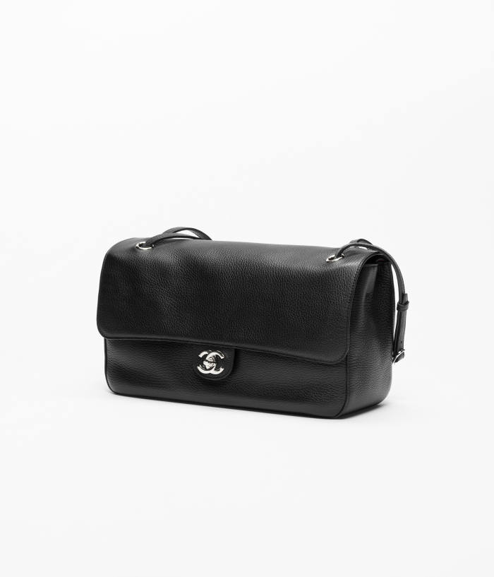 Chanel Maxi Flapbag Grained Calfskin Silver Metal #378922