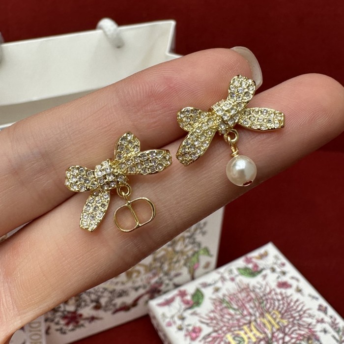 DIOR Women's Designer Earrings Clip Gold #379151