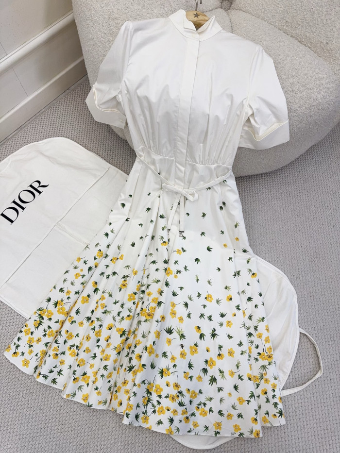 DIOR Mid-length Umbrella-shaped Cardigan Shirt Dress in White Cotton Poplin Trim #376910