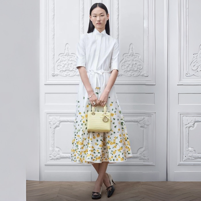 DIOR Mid-length Umbrella-shaped Cardigan Shirt Dress in White Cotton Poplin Trim #376910