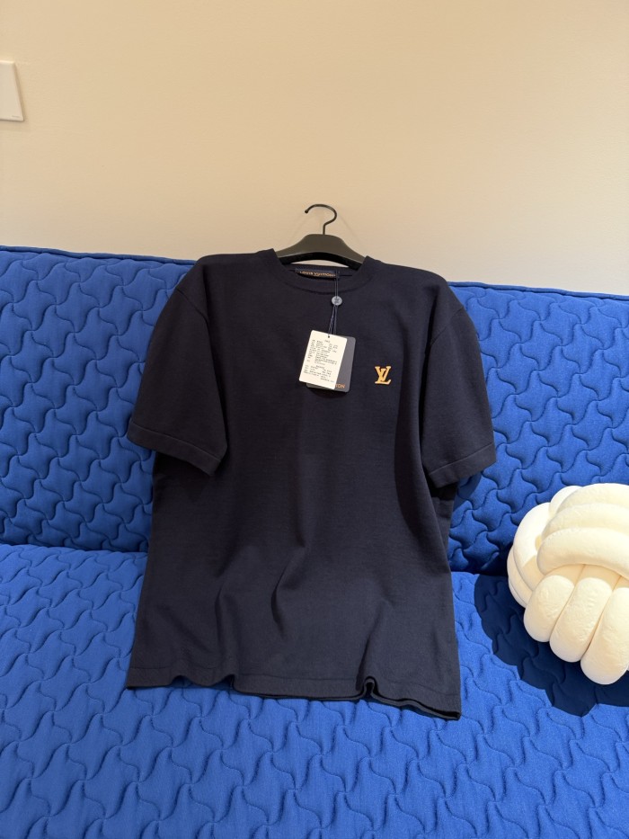 LOUIS VUITTON Short-Sleeved Crewneck With Signature #380054