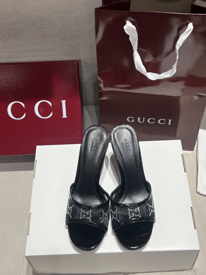 Gucci Women's Crystal Slide Sandal in Black GG Crystal Mesh#380127