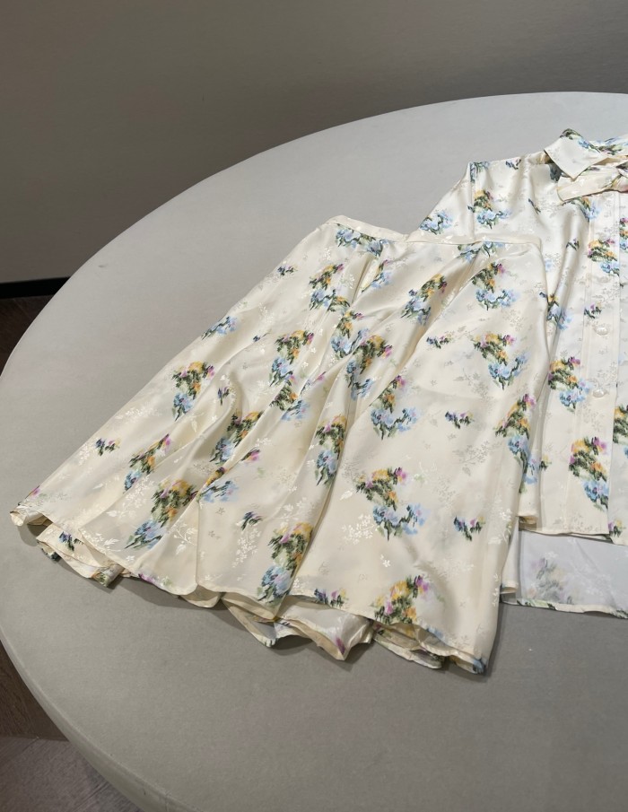DIOR Mid-Length Flared Skirt Blouse with Removablel Bow Tie Ecru Multicolor Dior Secret Garden Silk Twil#380347