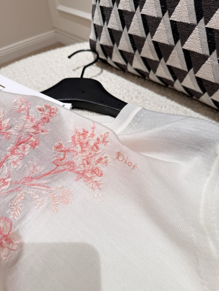 DIOR Short Sleeved Embroidered Sweater White Virgin Wool and Silk #380303