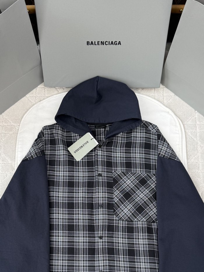 Balenciaga Hooded Hybrid Shirt Pantaloni Hybrid Large Fit #380530