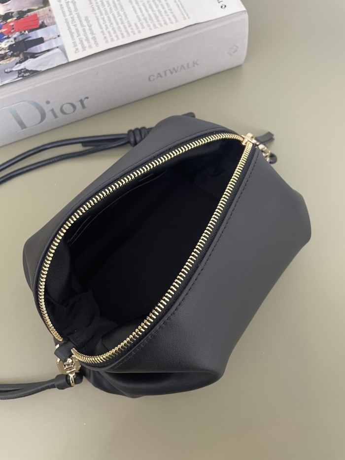 DIOR Dior Bow Pouch Black Supple Lambskin #380535