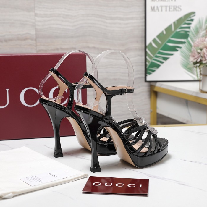 GUCCI Women's Pump With Crystal Interlocking G in Black and Leather 12.5 CM#381122