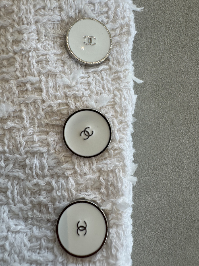 Chanel Jacket Tweed White #381111