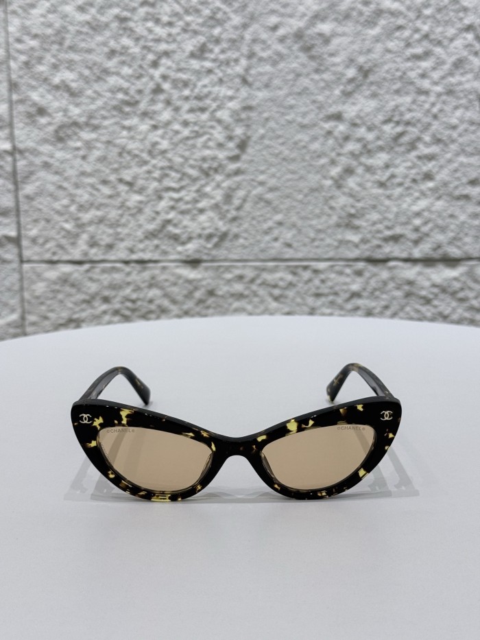 Chanel Sunglasses Cat Eye Sunglasses Acetate #381365