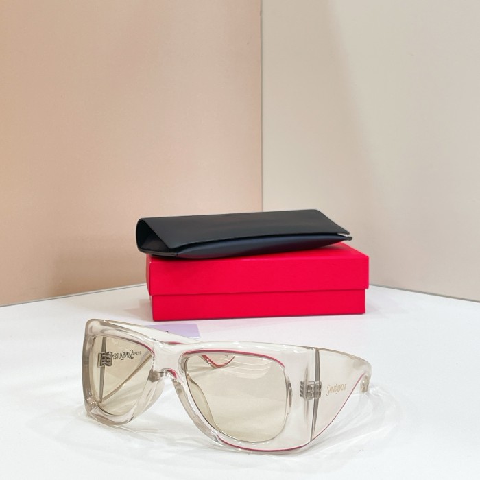 Saint Laurent SL 902 HOWL in Beige #381413