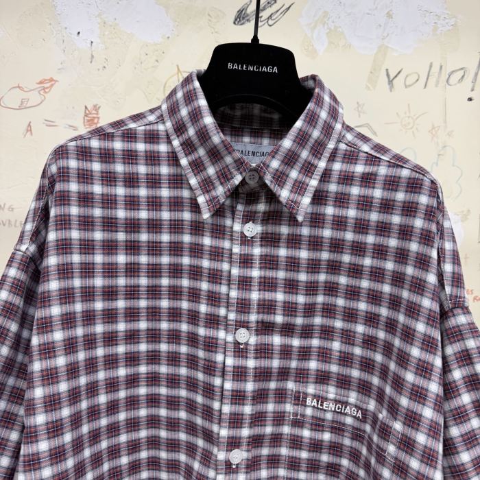 Balenciaga Wrong Sleeve Shirt #381571