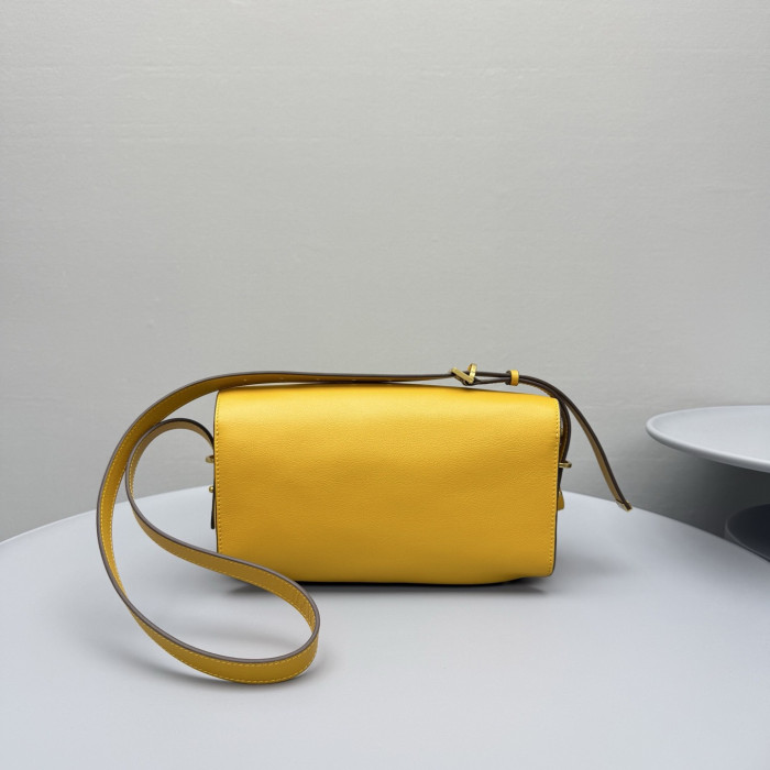 Balenciaga Le 7 Shoulder Bag Medium #378950