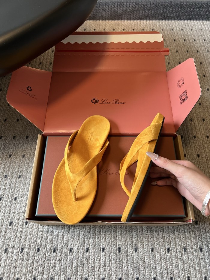 Loro Piana Flip Flops #381782