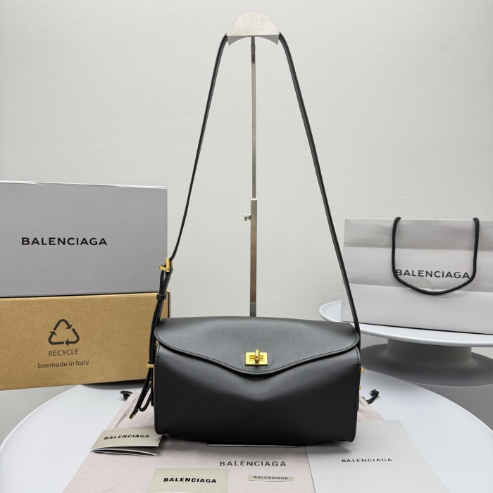 Balenciaga Le 7 Shoulder Bag Medium #378950