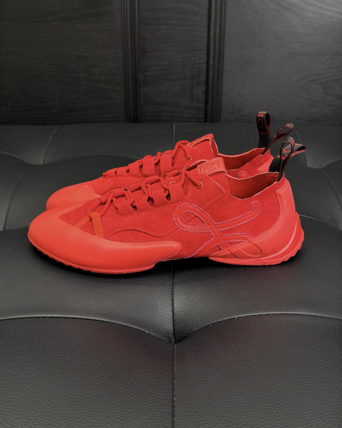 LOEWE Grip Sneaker in Calfskin Suede #381607
