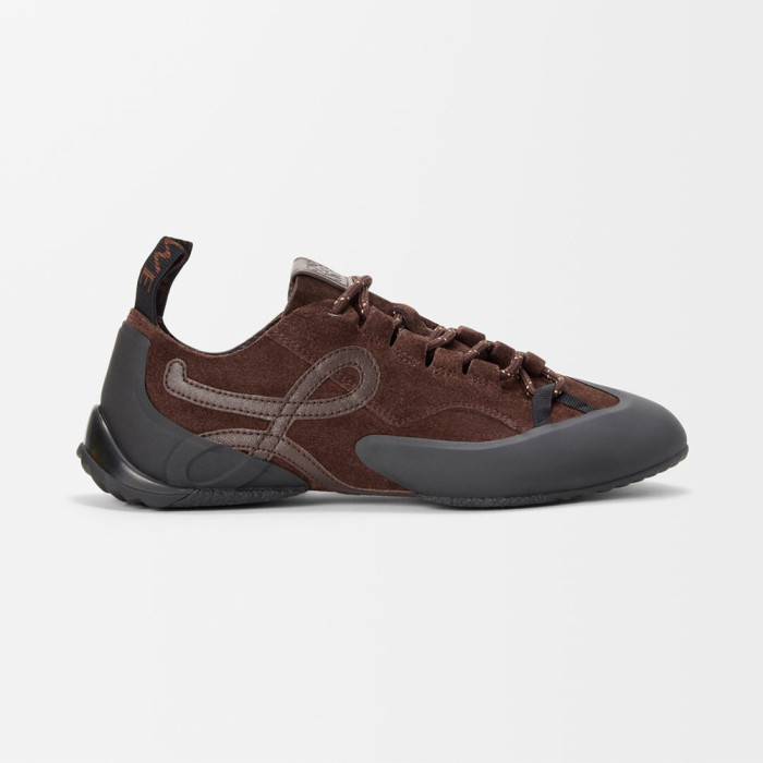 LOEWE Grip Sneaker in Calfskin Suede #381607
