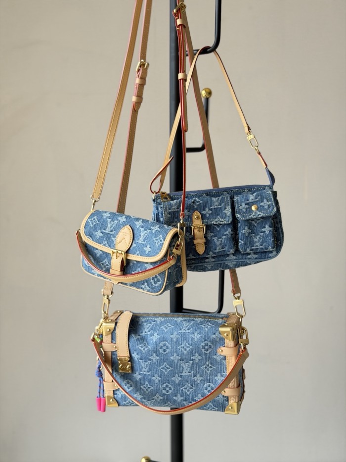 LOUIS VUITTON Baggy Nano Diane Pochette Accessoire Cargo Side Trunk MM Monogram Denim Handbags #381842