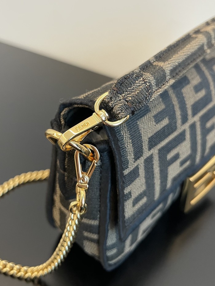 FENDI  Baguette Handbags #381872