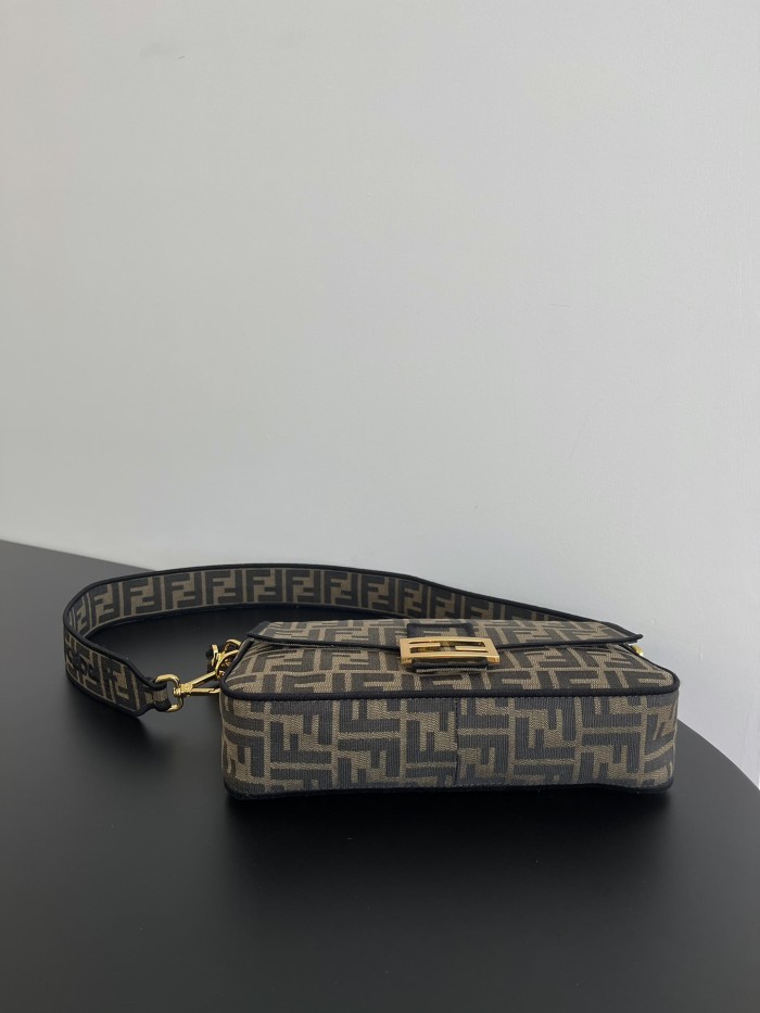 Fendi Baguette Fabric Handbags #381873